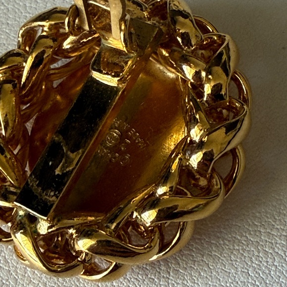 Chanel Vintage Clip On Earrings Wheat Rice Motif CC Gold Plated Chain - Picture 6 of 13